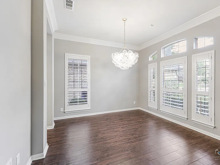 5619 Travis Dr — Photo 8