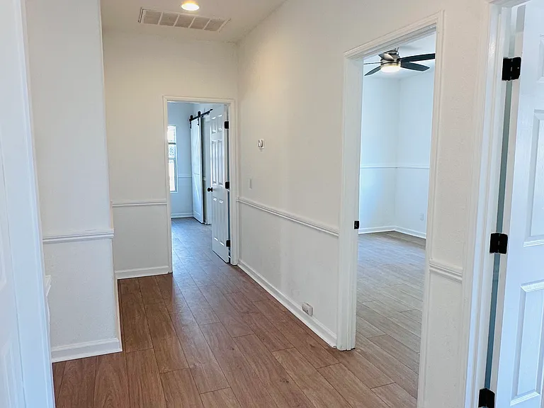 28076 East Dr — Photo 24