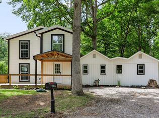 8592 S Nash Dr, Nineveh, IN 46164