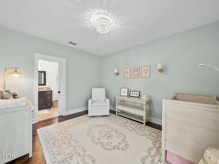 409 Liverpool Ave — Photo 36