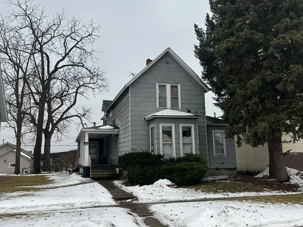 1418 Stanton St, Port Huron, MI 48060