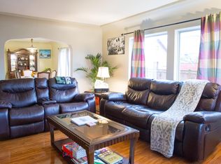 6609 Aurora Ave N, Seattle, WA 98103