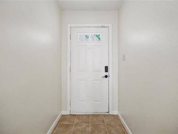 2nd image of 1917 Fayson Ct