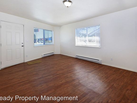 5th image of 308 1st Ave N APT A