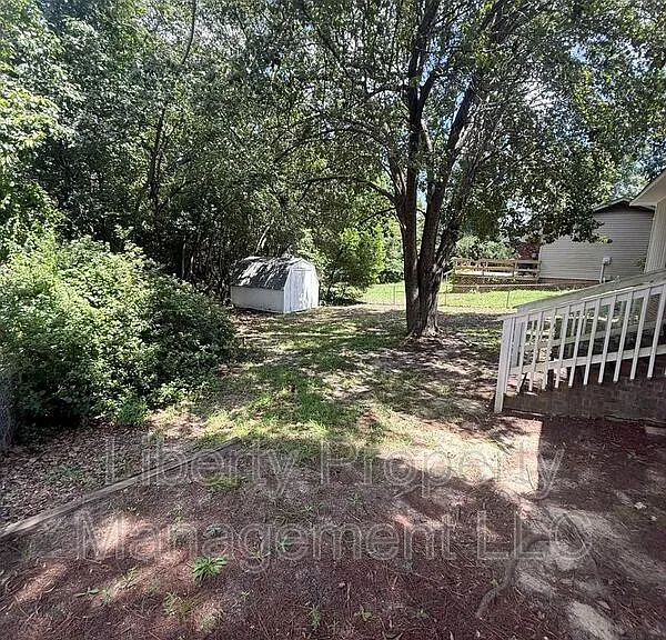 512 Nottingham Dr — Photo 14