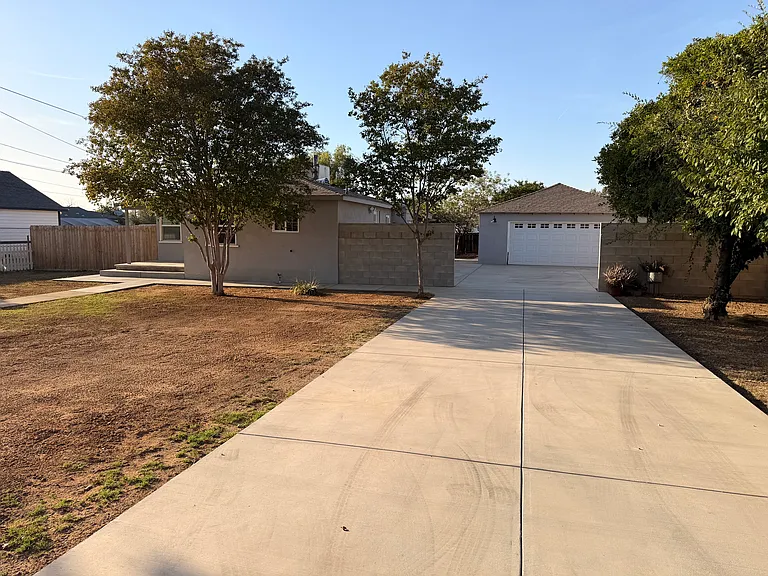 6010 Norris Rd — Photo 3