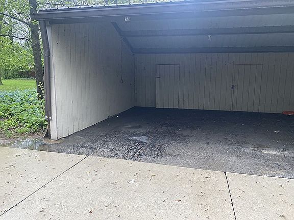 3rd image of 10212 Nancys Blvd APT 32