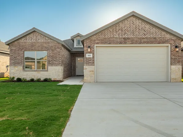 1411 Farmhouse Ave, Wolfforth, TX 79382
