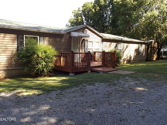 2nd image of 1418 E Pearly Smith Rd