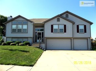 1503 Birch Dr, Greenwood, MO 64034