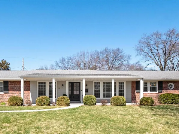821 Rolfe Dr, Saint Louis, MO 63122