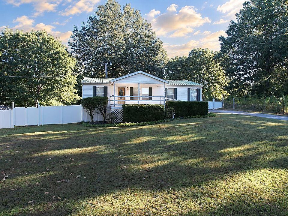 1st image of 749 Sugar Creek Rd