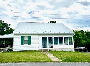 224 Baylor Rd, Watsontown, PA 17777