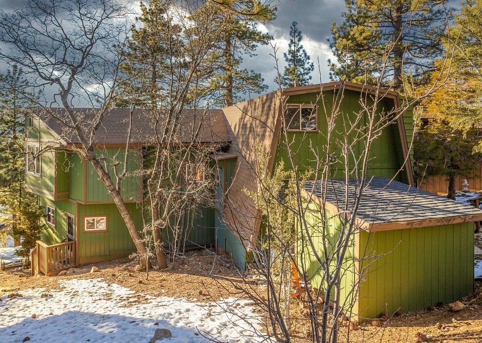 1st image of 43927 Canyon Crest Dr