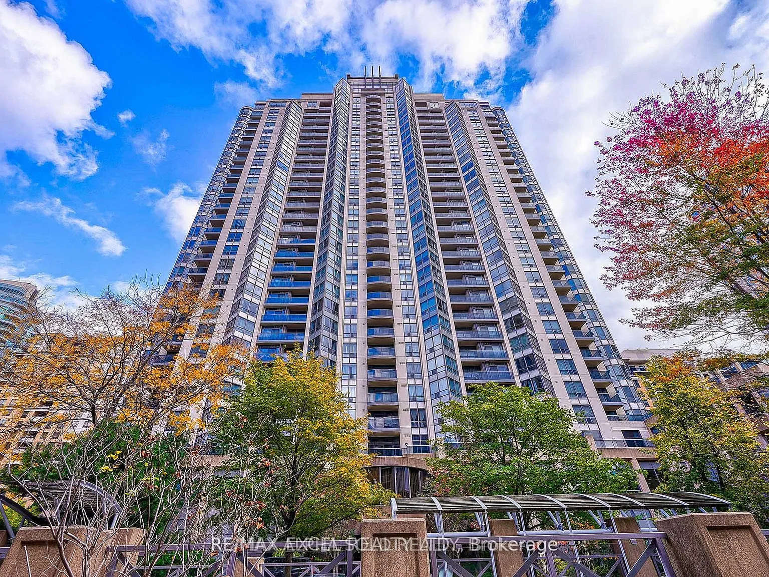 2 bed, $3,200 — Photo 1