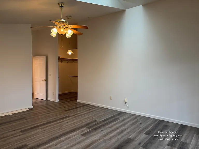 15310 Main St E #1 — Photo 24