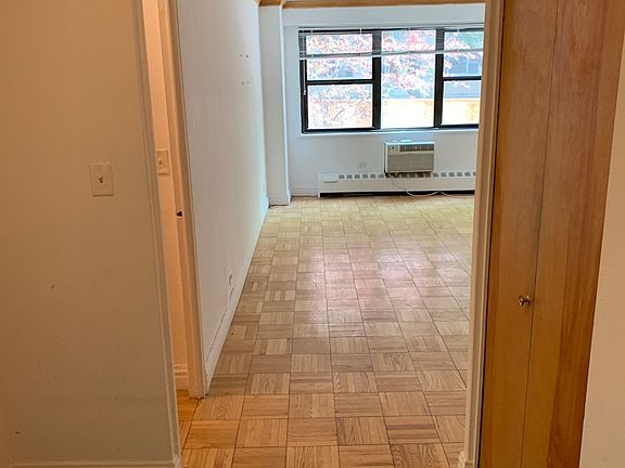 4th image of 330 E 46th St APT 2f
