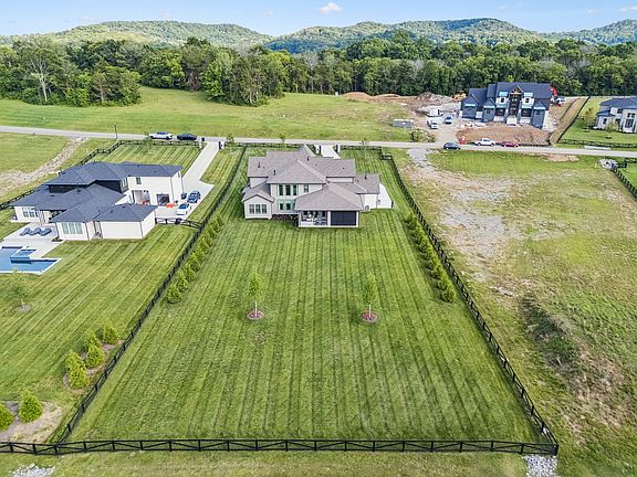 3rd image of 7112 Bonterra Dr