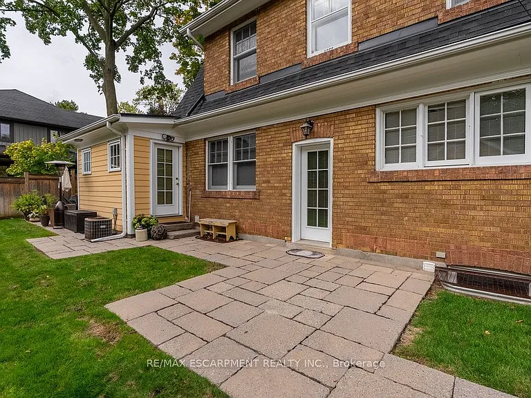 2080 Caroline St #A — Photo 9