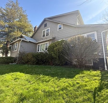 4th image of 12-14 Hillcrest Rd
