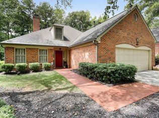 475 Greenlaurel Dr, Sandy Springs, GA 30342