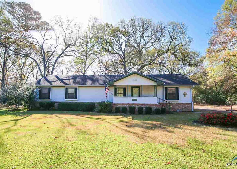 1st image of 21122 Lauderdale Ln