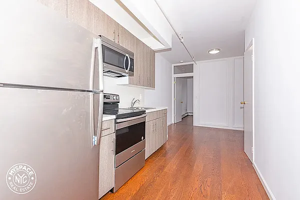 Rented by MySpaceNYC | media 1