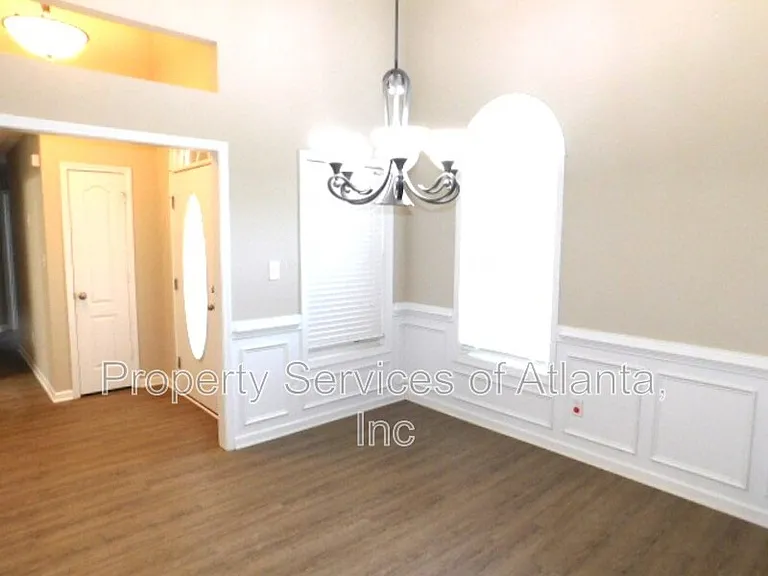 101 Moss Pointe Dr — Photo 6
