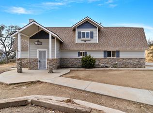 30448 E Trimmer Springs Rd, Sanger, CA 93657