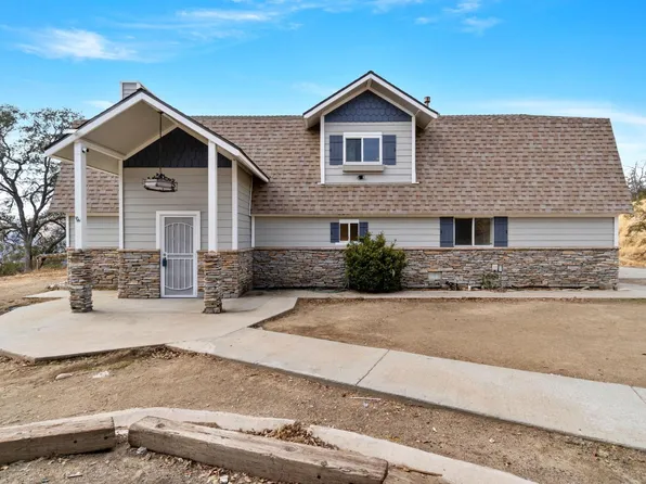 30448 E Trimmer Springs Rd, Sanger, CA 93657