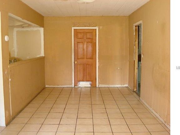 2nd image of 112 N Jupiter Ave
