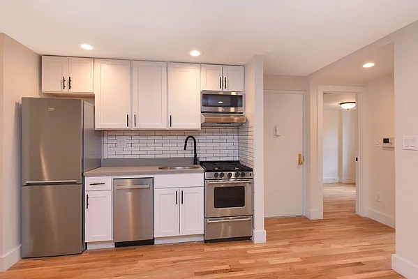 Rented by Dalan Rentals | media 36