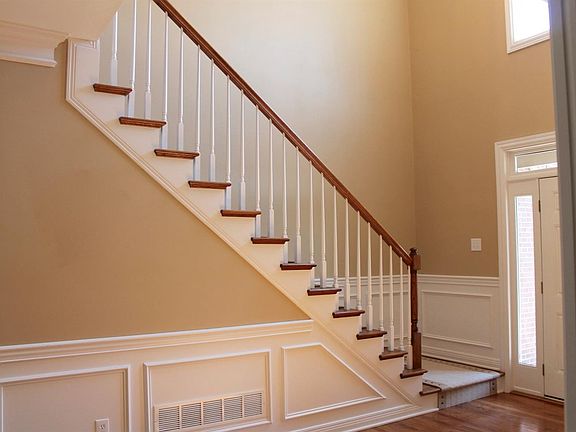 4th image of 5077 Ivybridge Dr