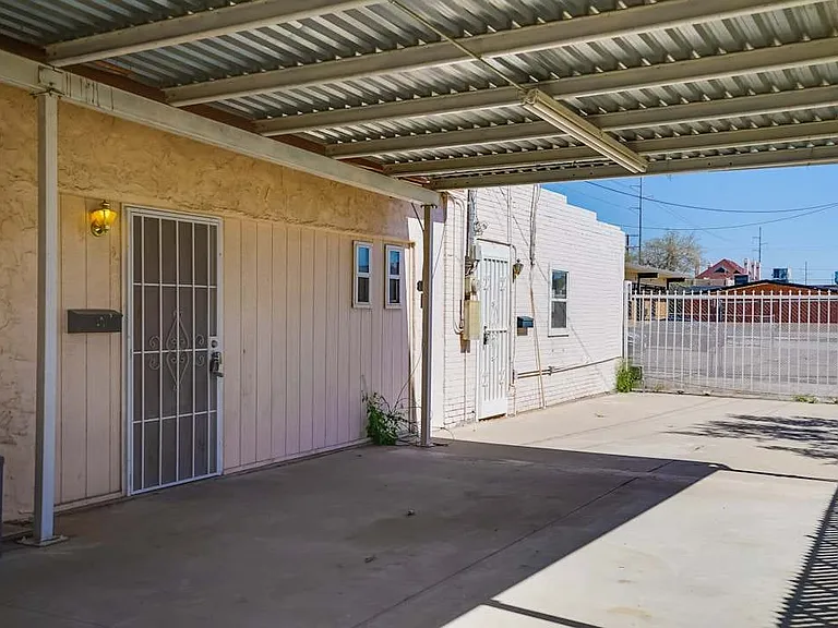 712 N Ochoa St #D — Photo 8