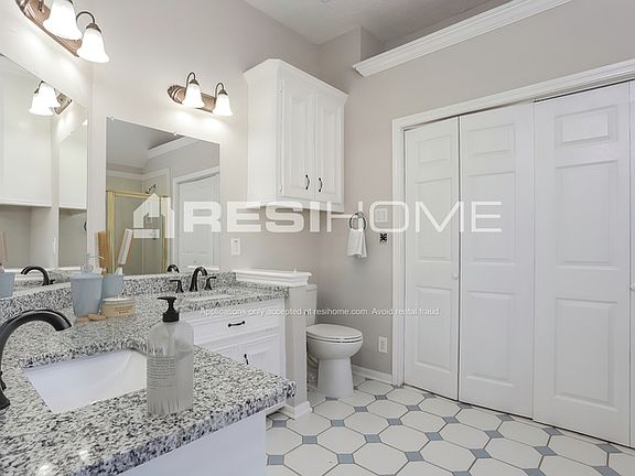 4th image of 318 Kellway Dr