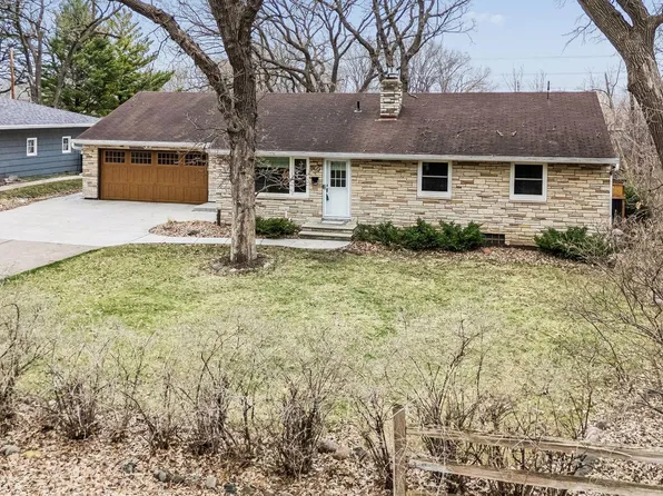 7837 Edgebrook Dr, Saint Louis Park, MN 55426