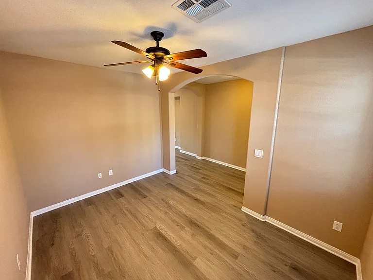 10741 Cather Ave — Photo 11