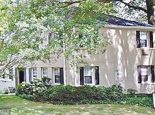 101 N George Mason Dr, Arlington, VA 22203