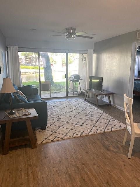 1st image of 12100 Melville Dr APT 617F