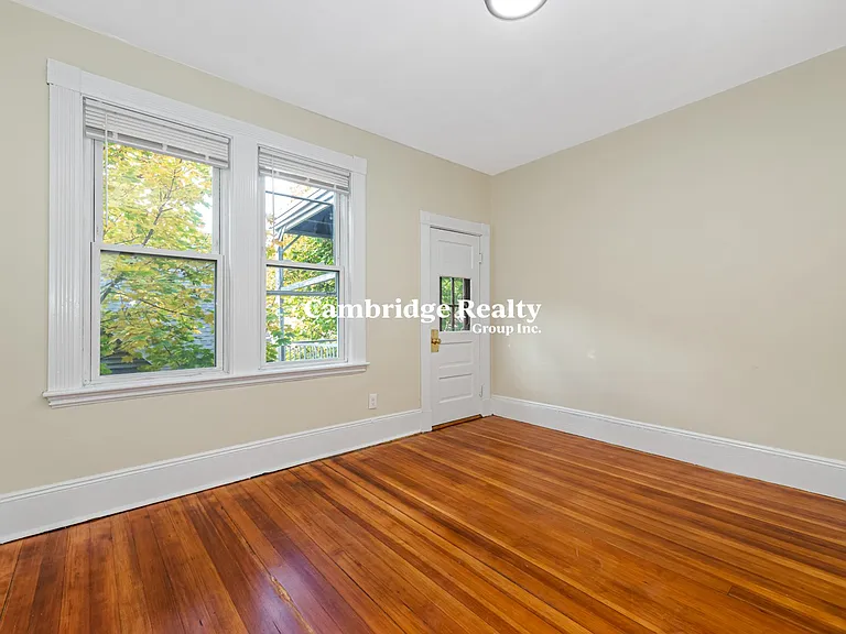 44 Brackett St #3T — Photo 18