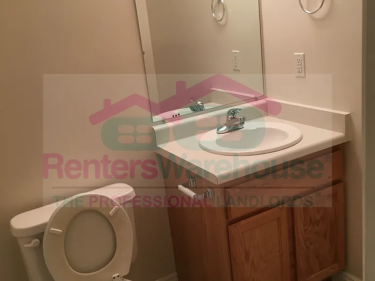 784 N 170 W — Photo 10