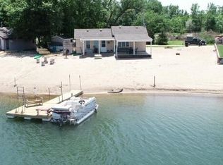 7 Jarecki Lk, Columbus, NE 68601