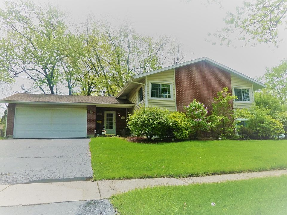1st image of 2921 Williams Dr