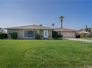 247 E Victoria St, Rialto, CA 92376