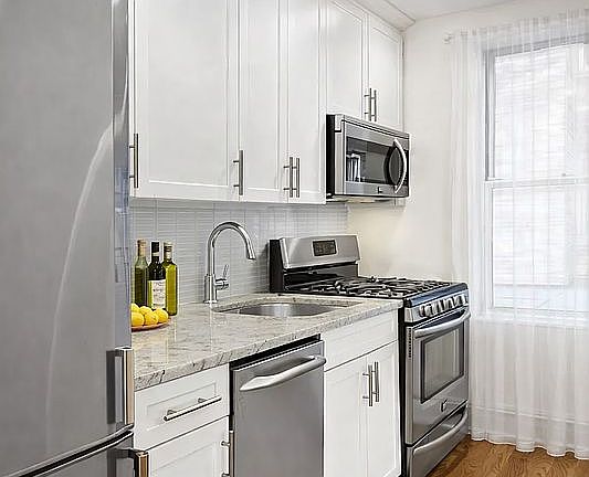 5th image of 156-08 Riverside Dr W APT 1K