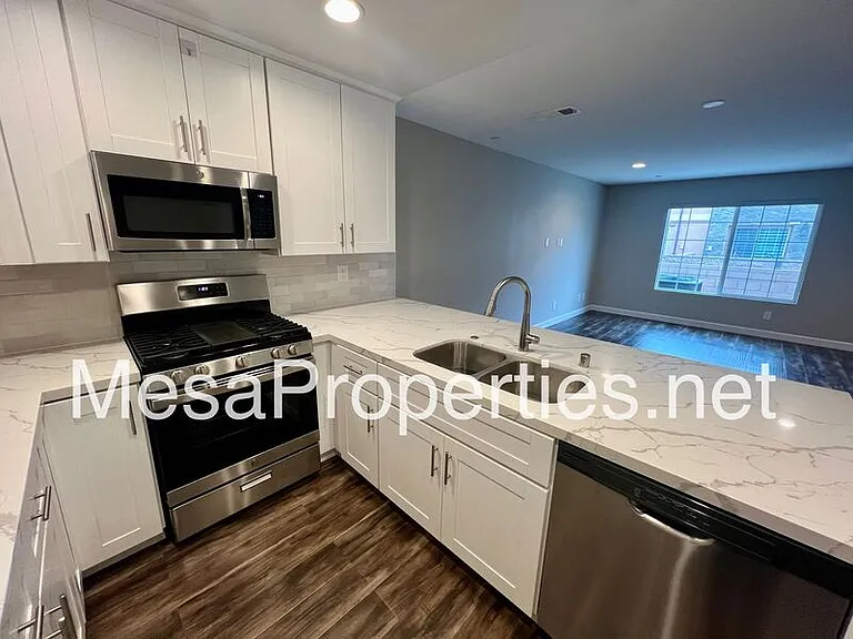 16408 Valencia Ave #311 — Photo 16