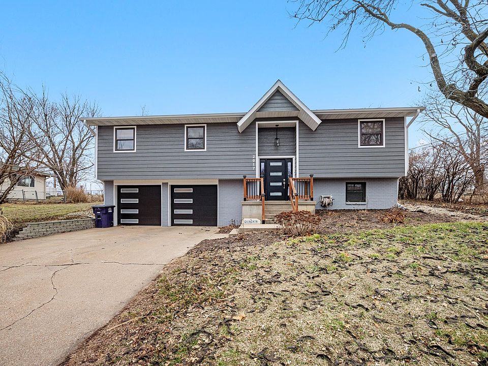 1st image of 2017 Blue Hills Rd