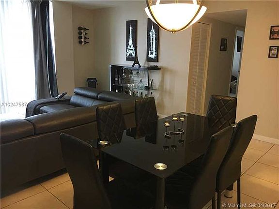 4th image of 2020 NE 135th St APT 504
