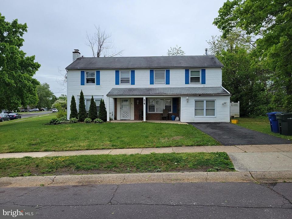 1st image of 54 Mosshill Ln