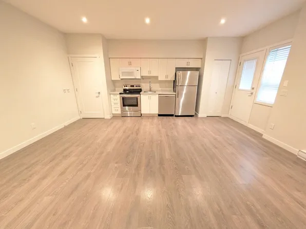 165XX 103a Ave #Basement, Surrey, BC V4N 6V4
